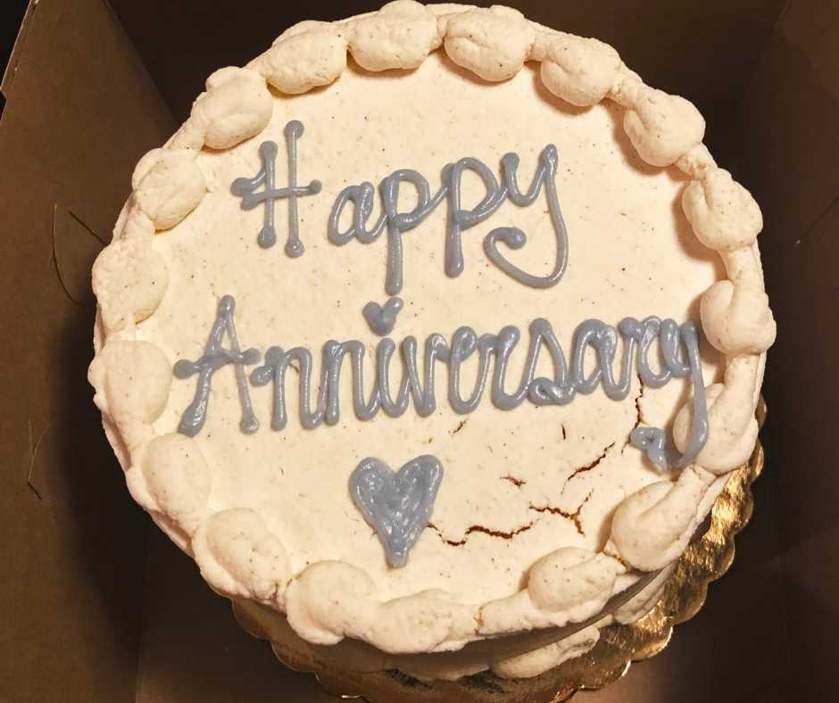 anniversary cake (1)