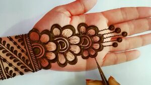 special mehndi designs for happy new year 2023 (12)