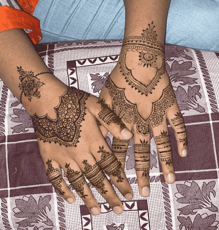new year mehndi design henna 01